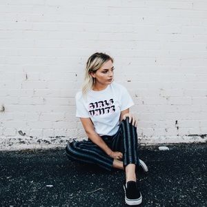 Girls Unite Tee